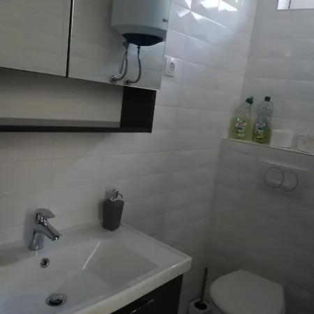 Affittacamere Rakella 2*