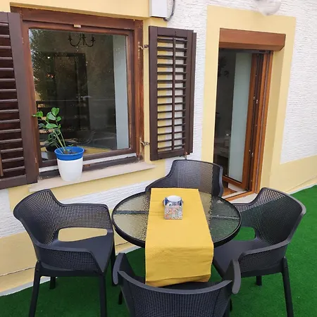 Ellena Sunshine 2* Opatija
